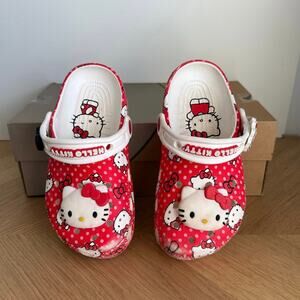 Crocs x Hello Kitty Big Girls Classic Clogs Kids Sandals - SZ 1 Y